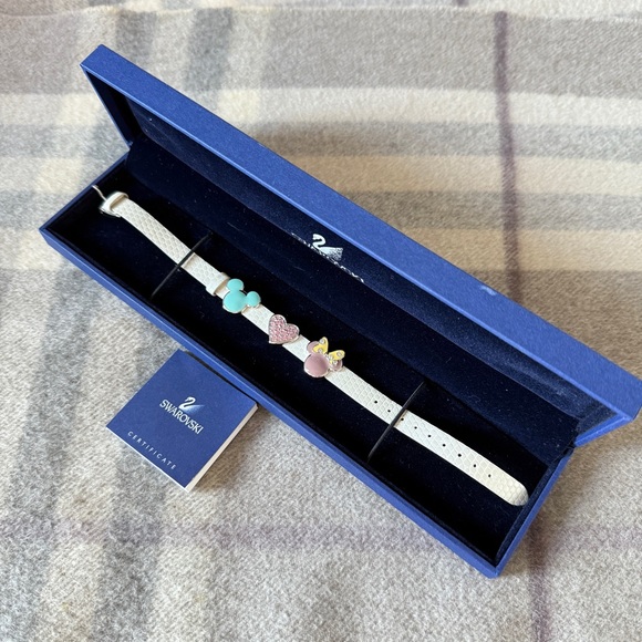 Swarovski leather Bracelet - Picture 1 of 5